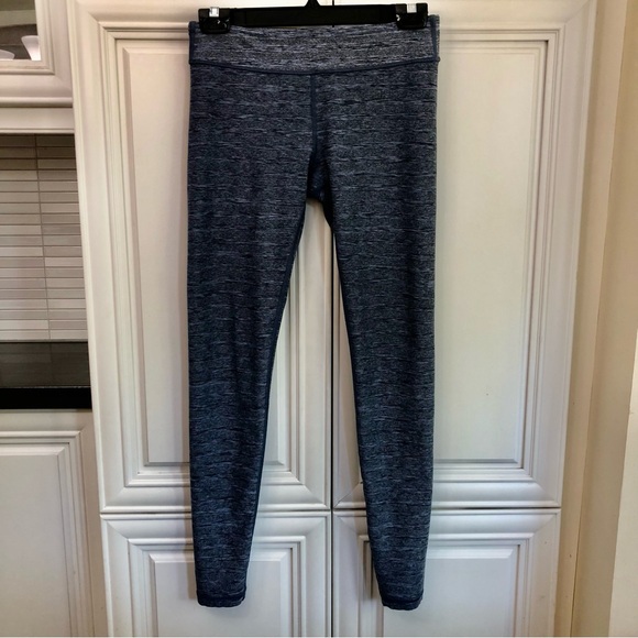 Ivivva by Lululemon reversible girls leggings 🍋 - Picture 8 of 12